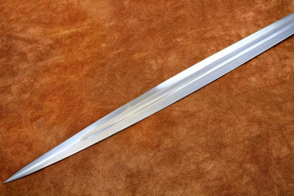Fëanor’s Two Handed Sword | The Medieval Store 