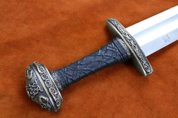 Viking Sword :: The Einar | The Medieval Store 